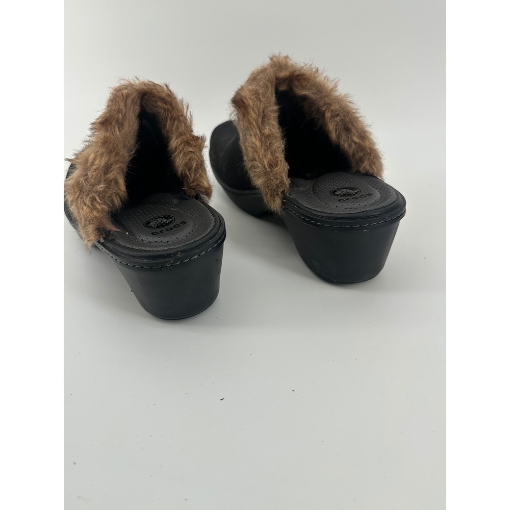 Crocs Womens Black Suede Faux Fur Trim Wedge Clogs Mules Size 8 - Picture 4 of 6